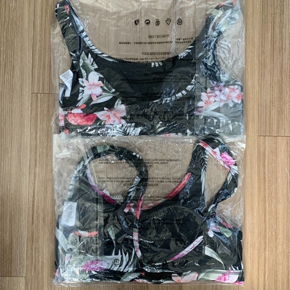 Tommy Bahama Island Active Ginger Flowers Reversible Scoop Neck Bra Swim Top - Picture 5 of 9